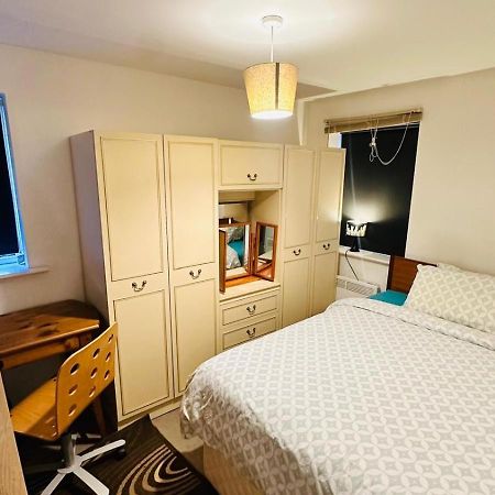 The Right Place. A Fabulous/Cozy Double Room 伦敦 外观 照片
