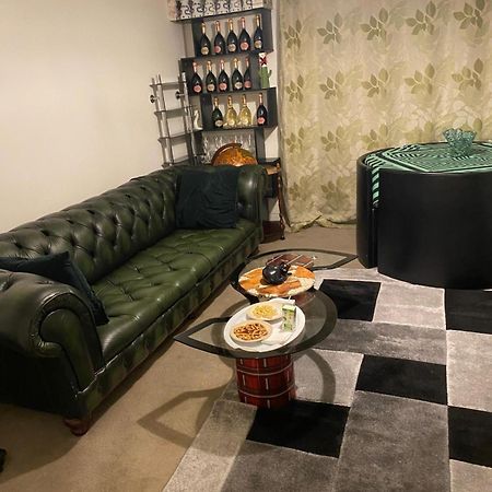 The Right Place. A Fabulous/Cozy Double Room 伦敦 外观 照片